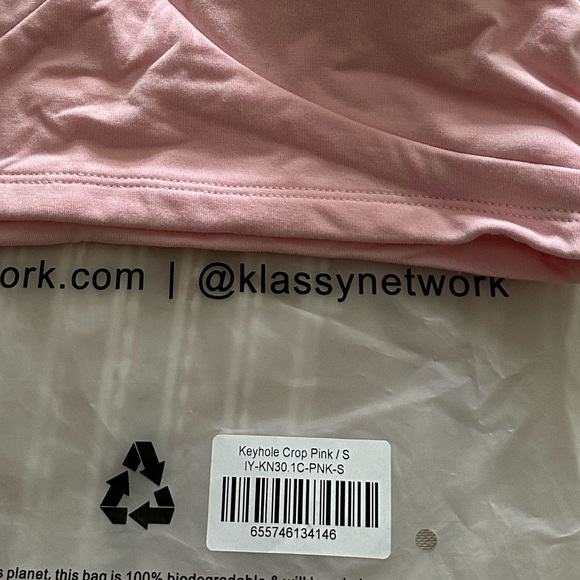 NWT KLASSY NETWORK pink keyhole top - Picture 3 of 3